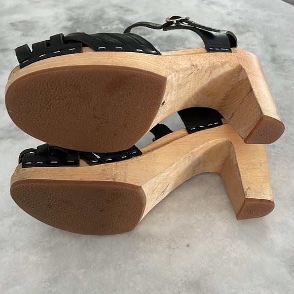 Swedish Hasbeens Black Braided Sky High Peep toe Wooden Stapled Clogs/Sandals - Picture 12 of 16